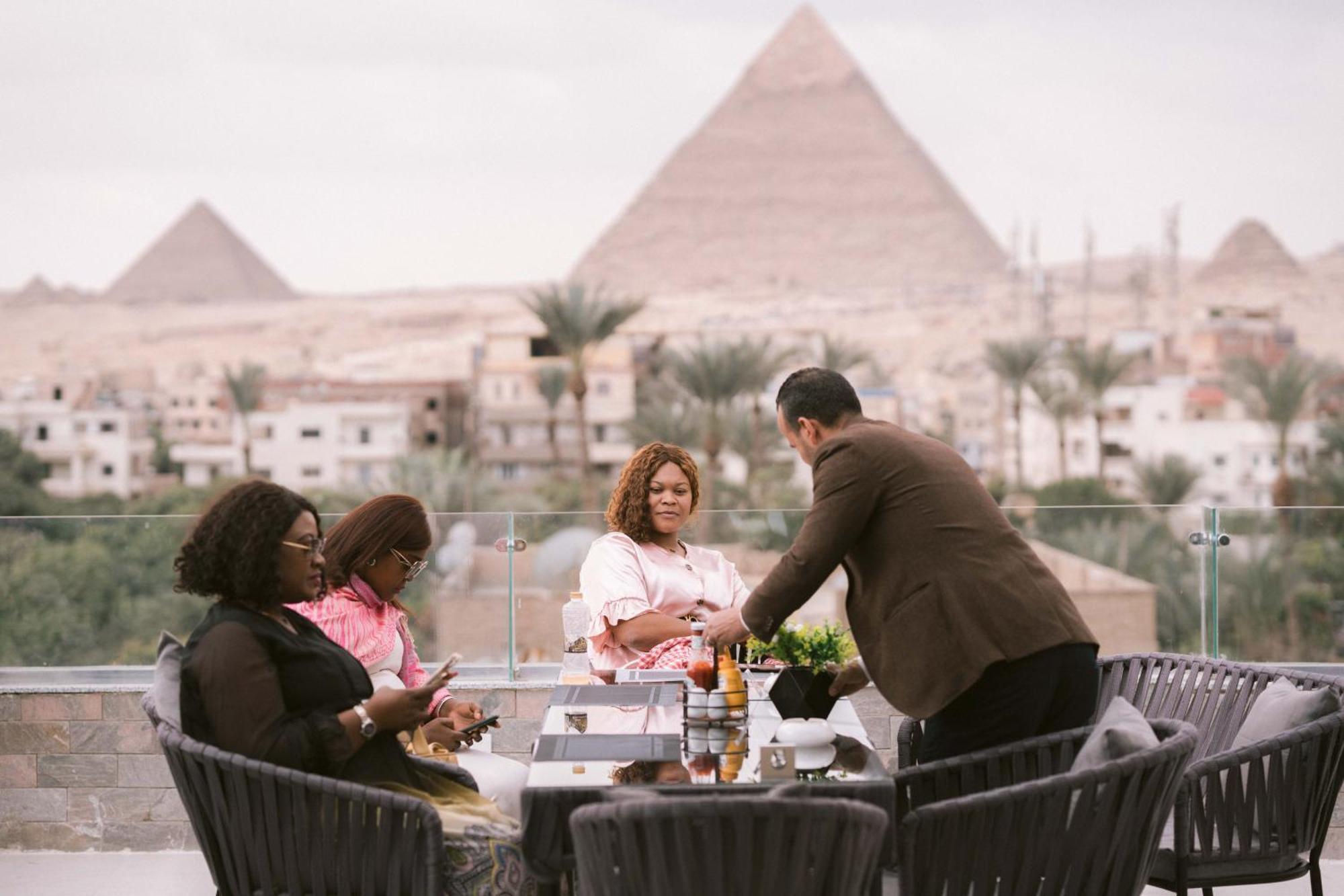 Hotel Tuia Pyramids Hotel