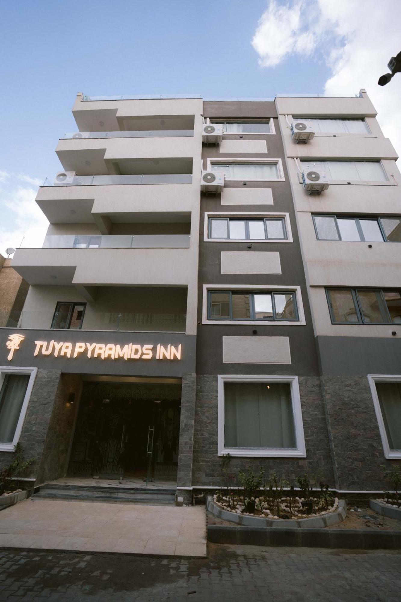 Hotel Tuia Pyramids Hotel 4*