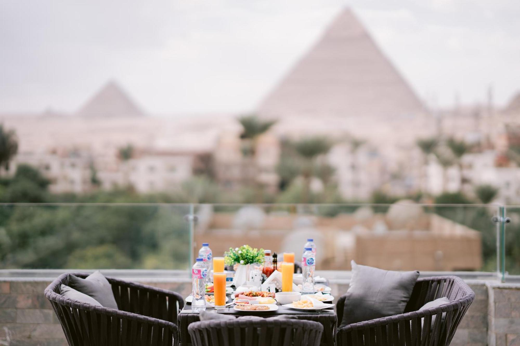 Tuia Pyramids Hotel 4* Il Cairo